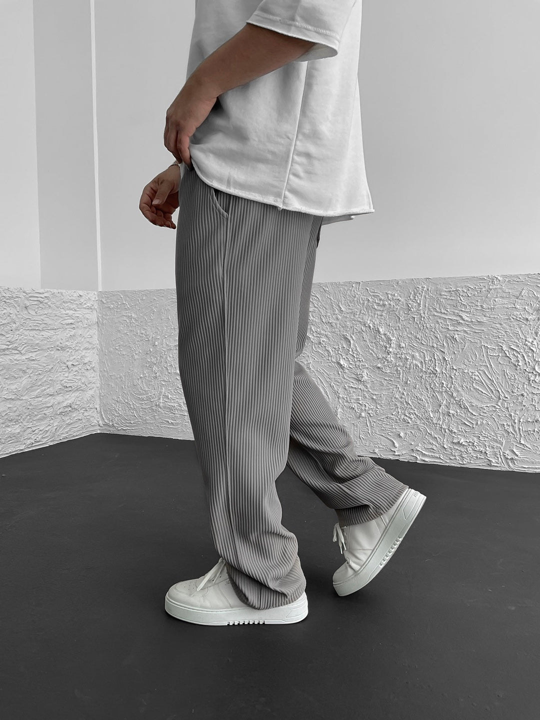 Francis | Relaxed Fit Ribbed Pants for a Casual Look