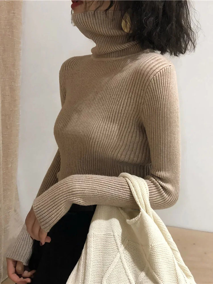 Lila | Women's Knitted Turtleneck Sweater