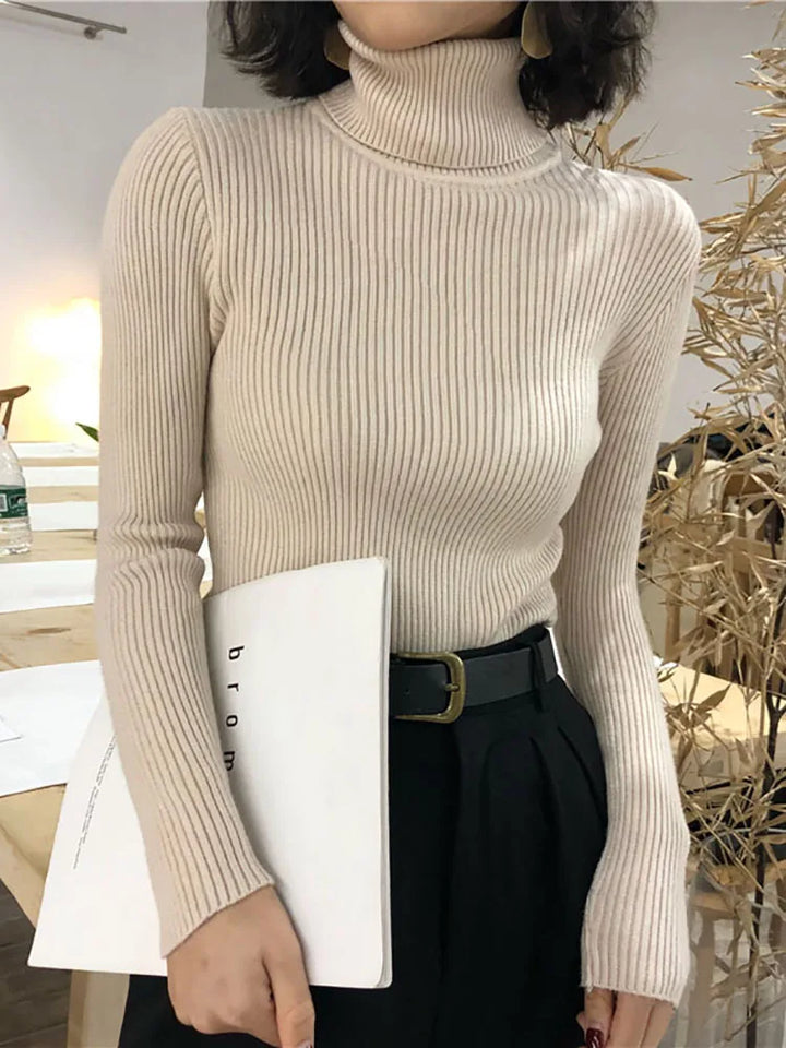 Lila | Women's Knitted Turtleneck Sweater